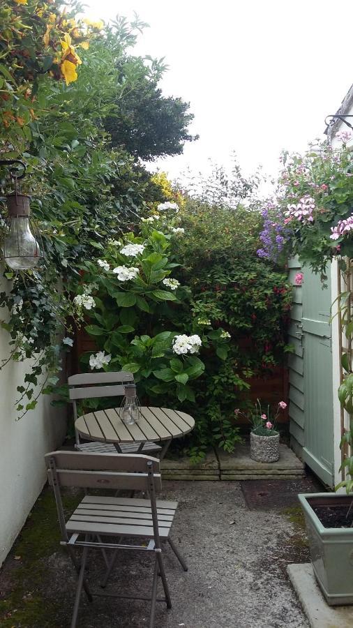 Aroha Bed & Breakfast Glastonbury Exterior photo
